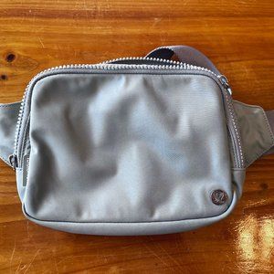EUC Lululemon Large Belt Bag in Silver